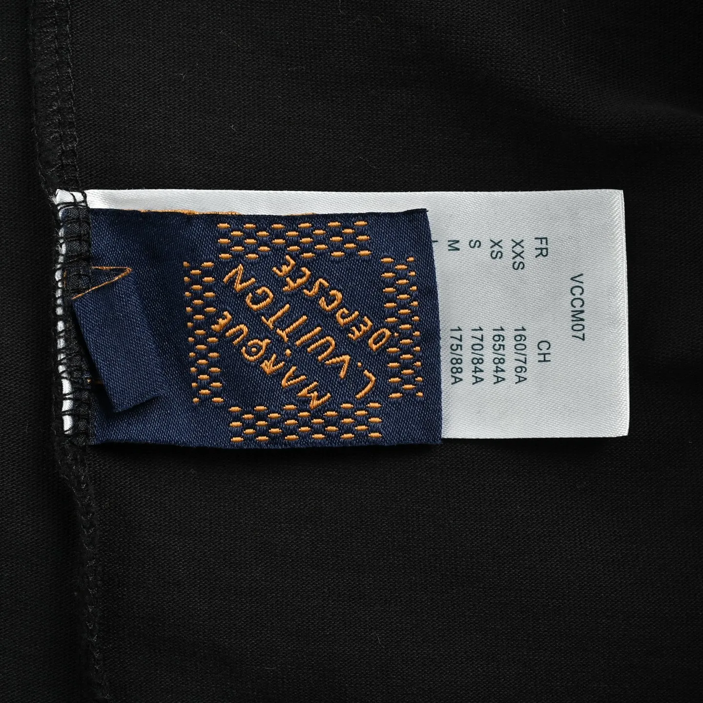 Louis Vuitton/ logo